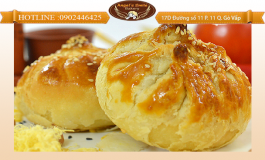 Bánh bao trứng cút nướng